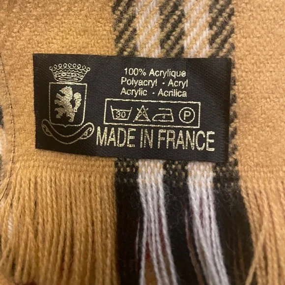 NWOT Plaid Scarf Tan, red, black, white with fringe designer inspired, plaid - Picture 2 of 4